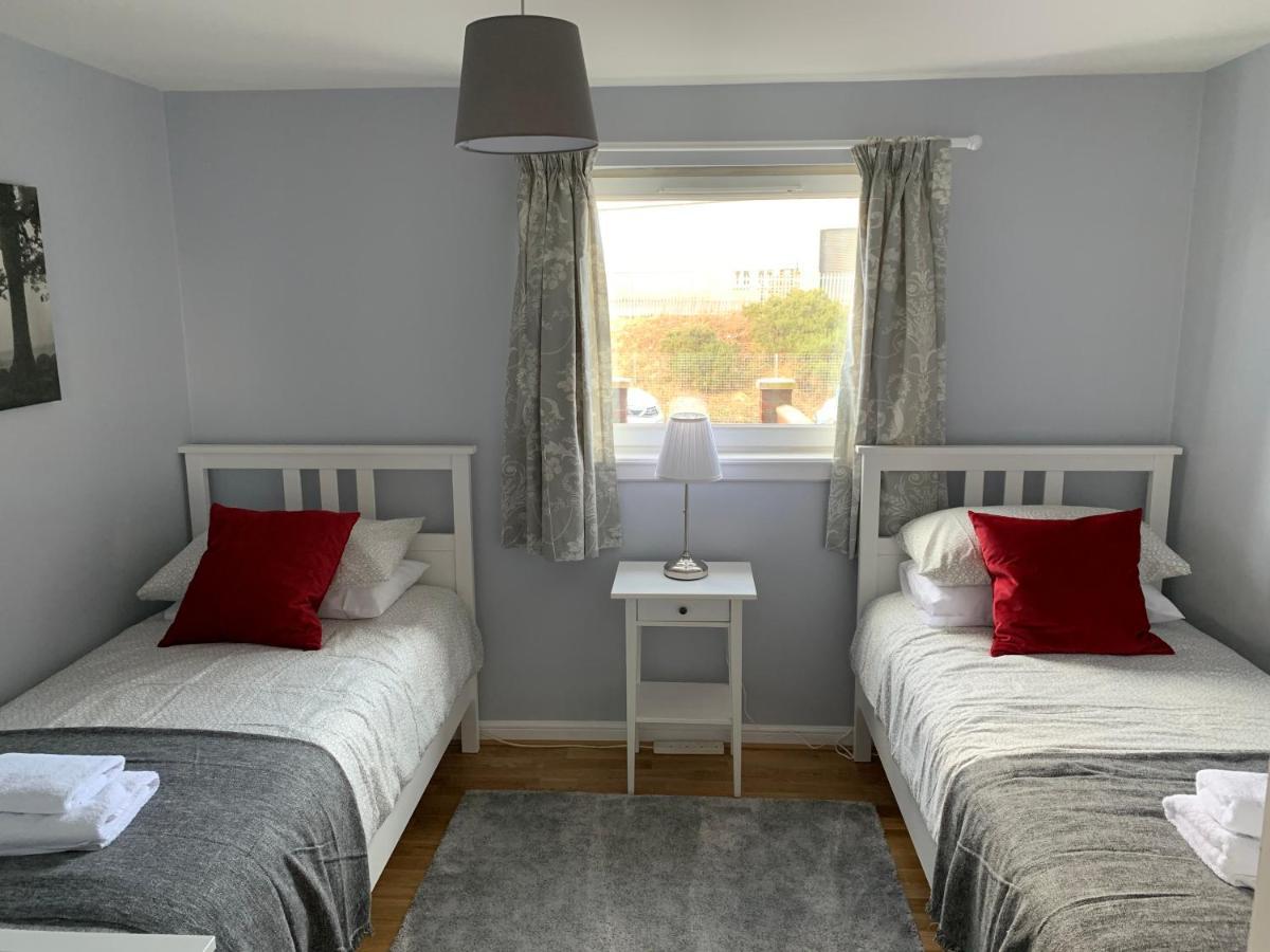 Flat One, 212 Eaglesham Road, East Kilbride, Glasgow Eksteriør billede